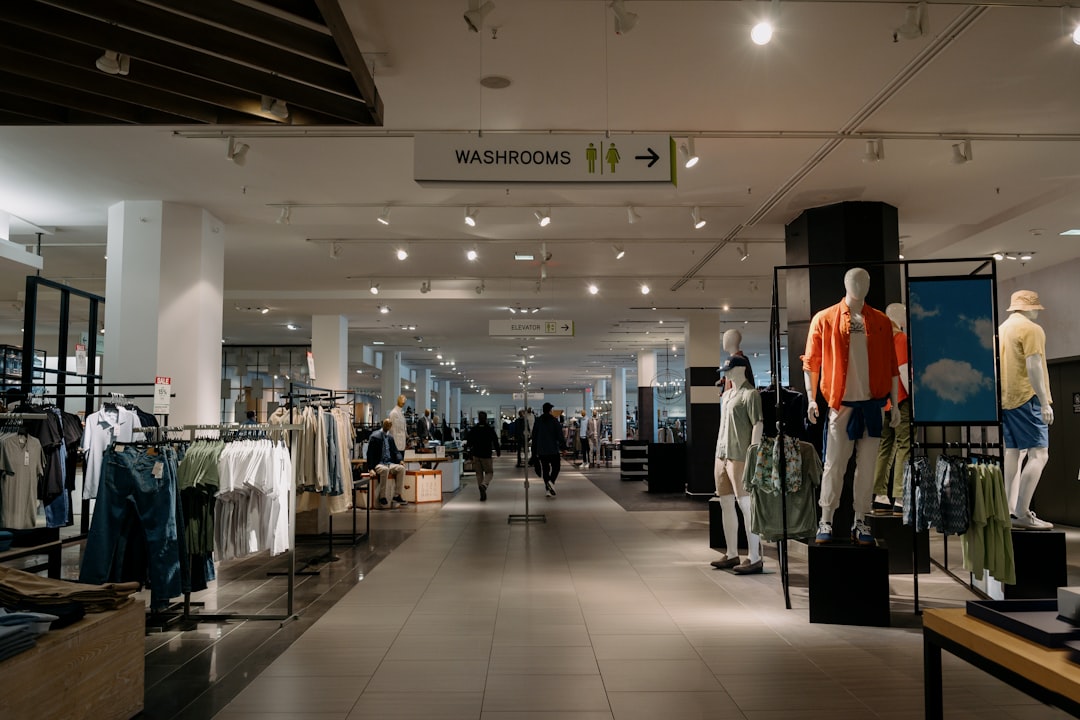 Retail & Consumer hero